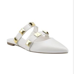 MARC FISHER POINTY TOE FLAT Brand New size 8.5